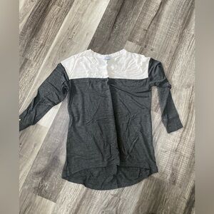 Liz Claiborne Sweatshirt Grey/Beige Women Size Small